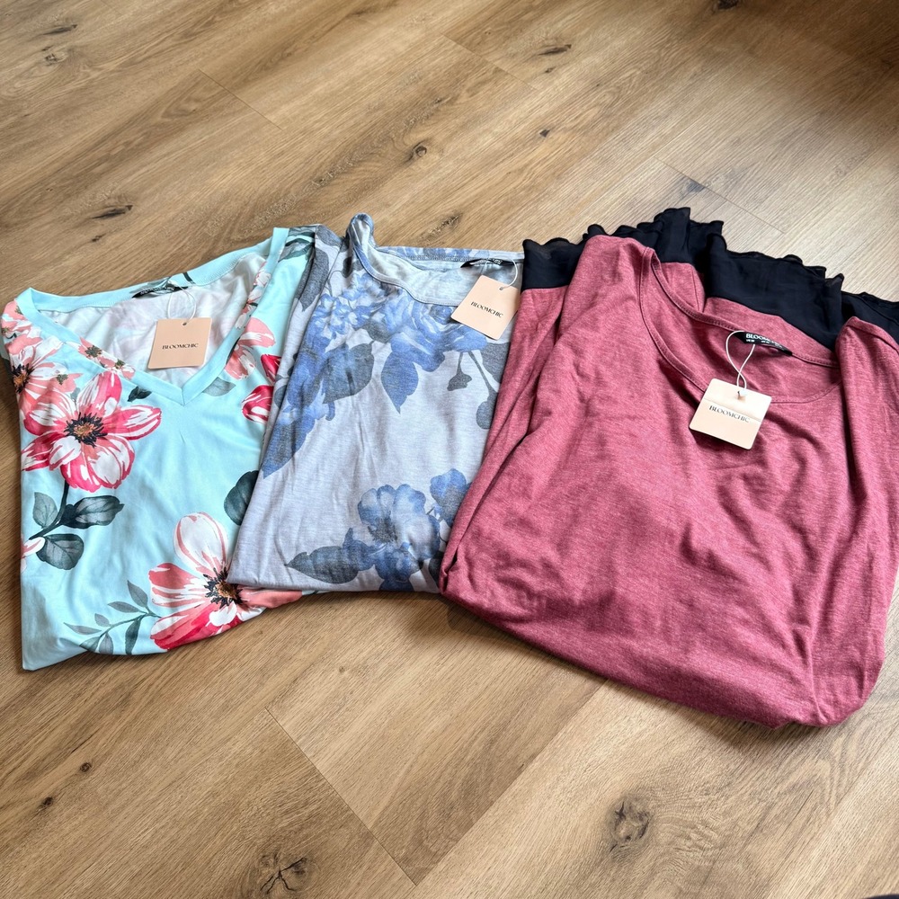 NWT Bloomchic Tops Bundle Pink Blue Grey Floral Ruffle Hem Plus Size Size US 28